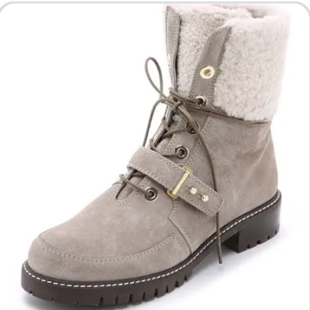 Stuart Weitzman Viking Combat Booties Size 7 Lace Up Shearling Snow Buckle